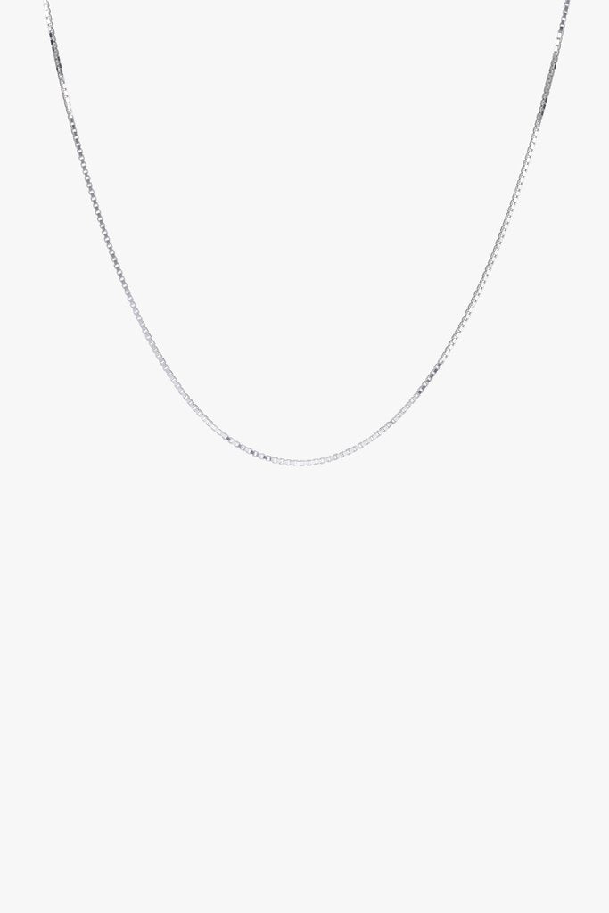 Box choker necklace