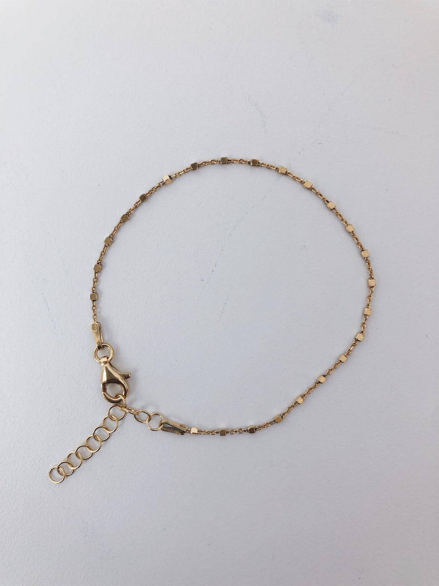 Tiny square bracelet